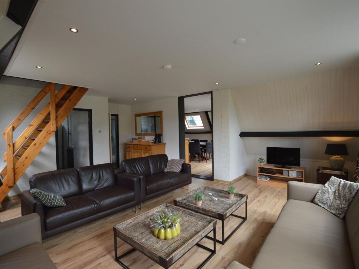 Holiday Home With Large Terrace Stramproy 외부 사진